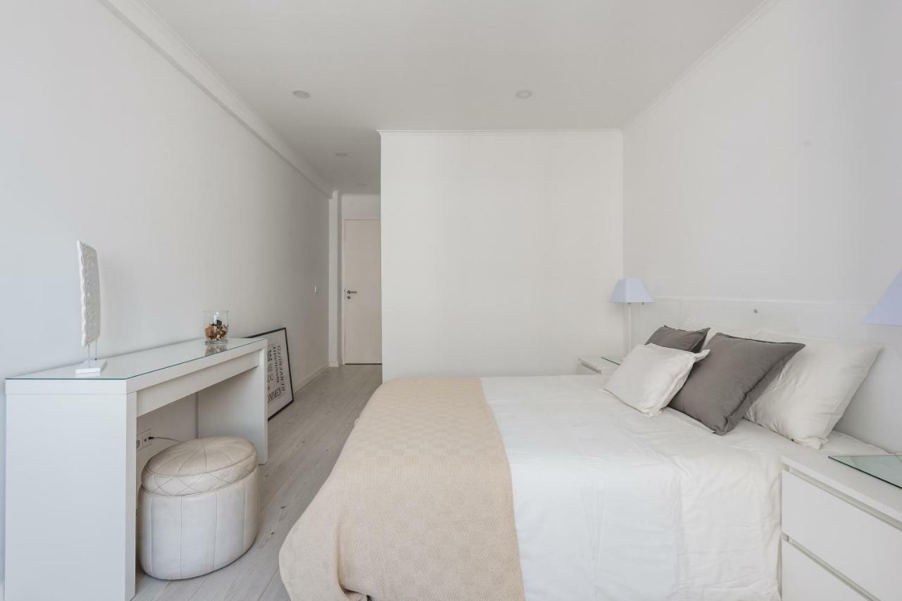 Light-Filled, Fully Renovated Apt Near Belem, By Timecooler Lisboa Екстериор снимка